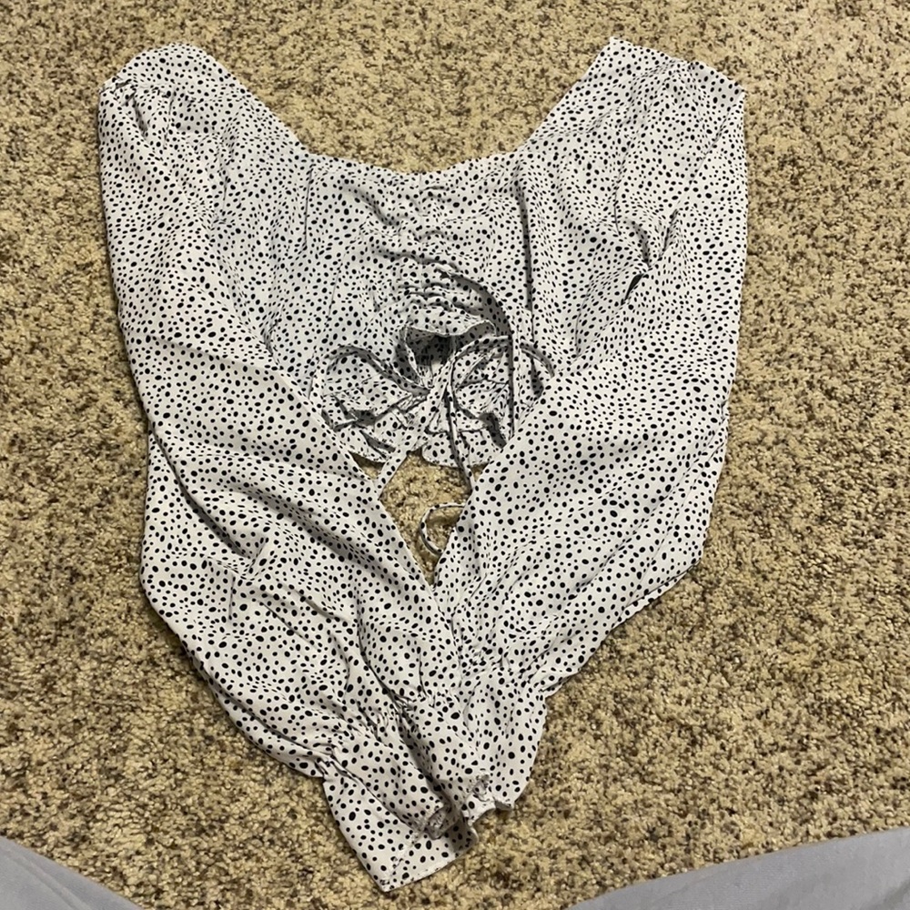 long sleeve crop top
